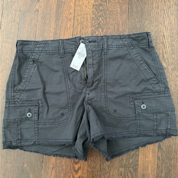 Women's Balck Cargo Shorts - Picture 1 of 2